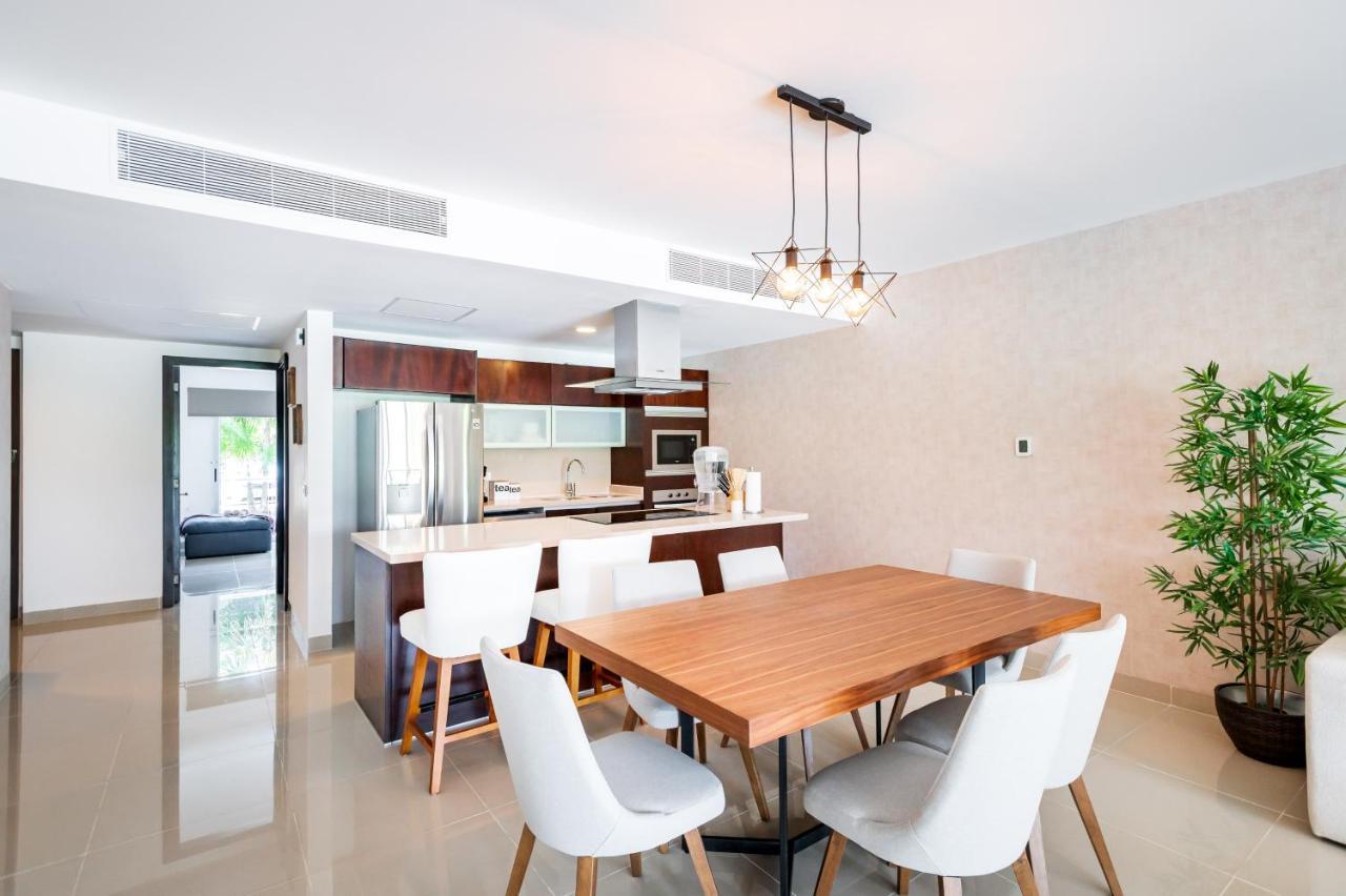 Mareazul Beach Front Condos At 普拉亚卡门 外观 照片